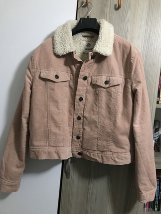 m Beden Pull and Bear Kürklü Mont