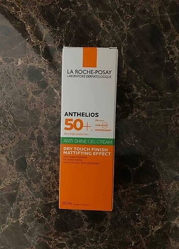 La roche posay güneş kremi 