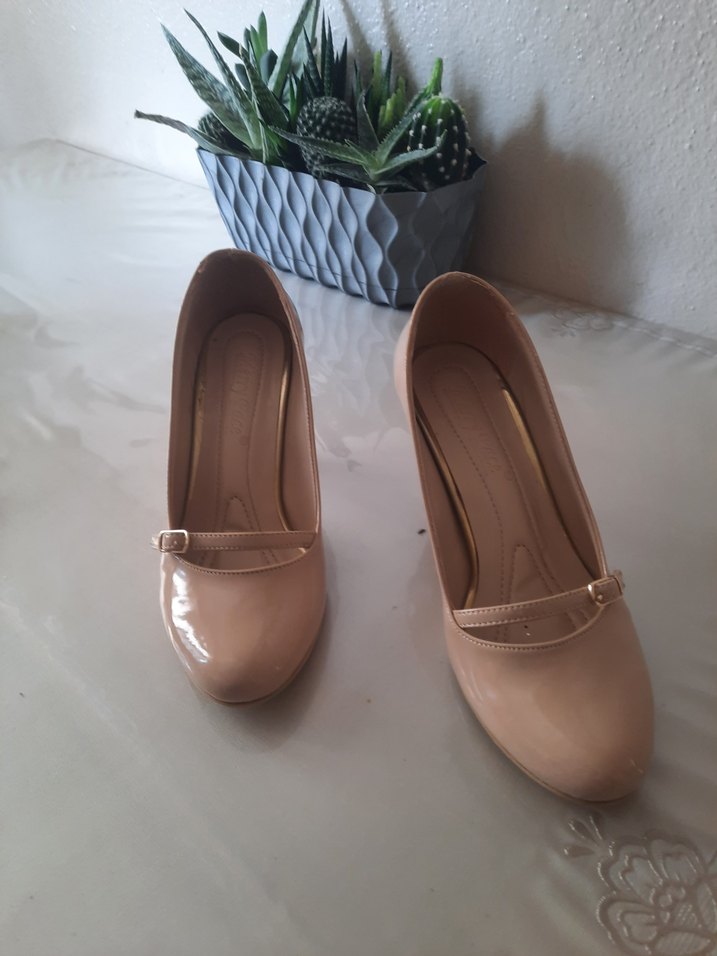 Bej Tokalı Modern Klasik Stiletto Kadın Ayakkabı 34 numara - Görsel 2