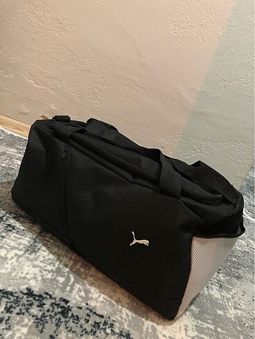 Puma spor çantası orta boy