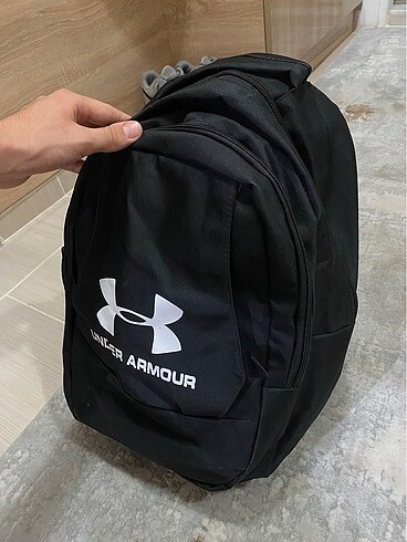 Under armour sırt çantası