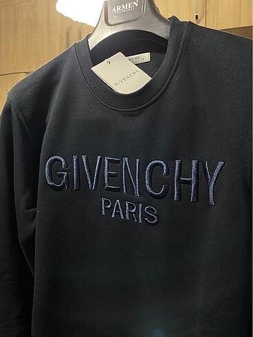 Givenchy paris sweatshirt