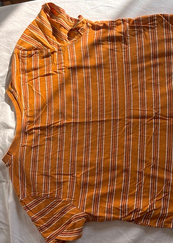 Düğmeli Çizgili Kısa Kollu Kadın Tişört - Görsel 2