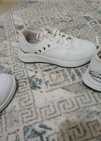 Beyaz Bağcıklı Kadın Spor Ayakkabı - Görsel 2