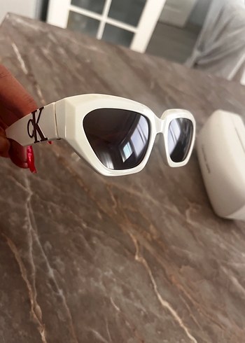 Calvin Klein Bej Transparan Kadın Güneş Gözlüğü