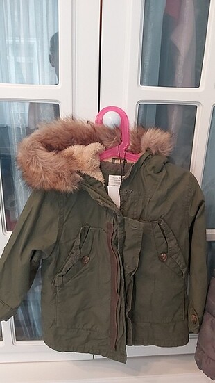 Zara mont