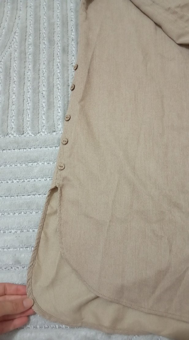 Bej Uzun Kollu Keten Kadın Gömlek - Görsel 4