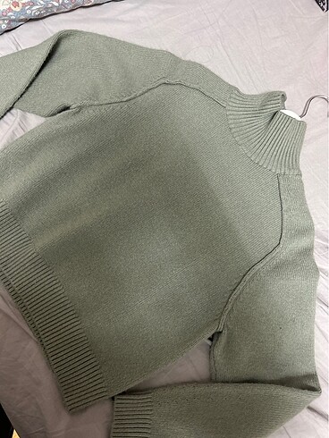 H&M Kazak