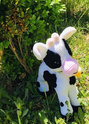 Amigurumi inek