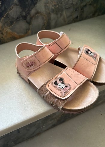 Kız Çocuk Pembe Tokalı Terlik - Görsel 6