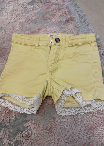 Dantel Detaylı Sarı Pamuk Şort - Görsel 2