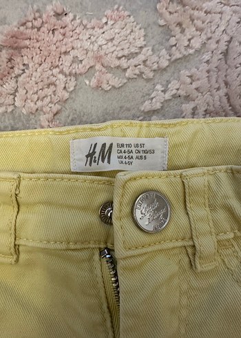 Dantel Detaylı Sarı Pamuk Şort - Görsel 11