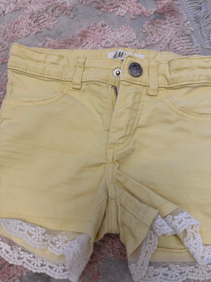 Dantel Detaylı Sarı Pamuk Şort - Görsel 4