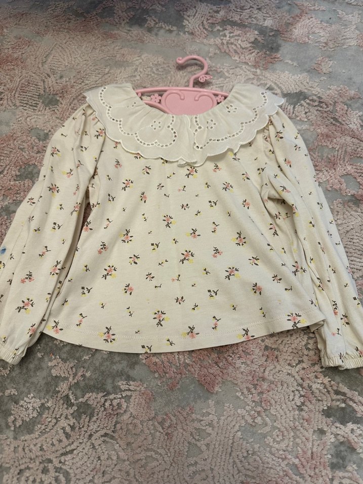 Dantel Yaka Çiçek Desenli Kız Bluzu - Görsel 3