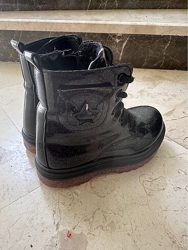 Siyah rugan kız çocuk bot - Görsel 7