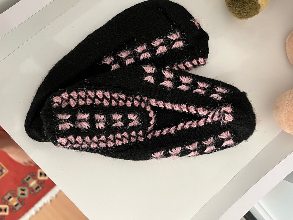 Pembe Detaylı Örgü Kadın piştiği - Görsel 2