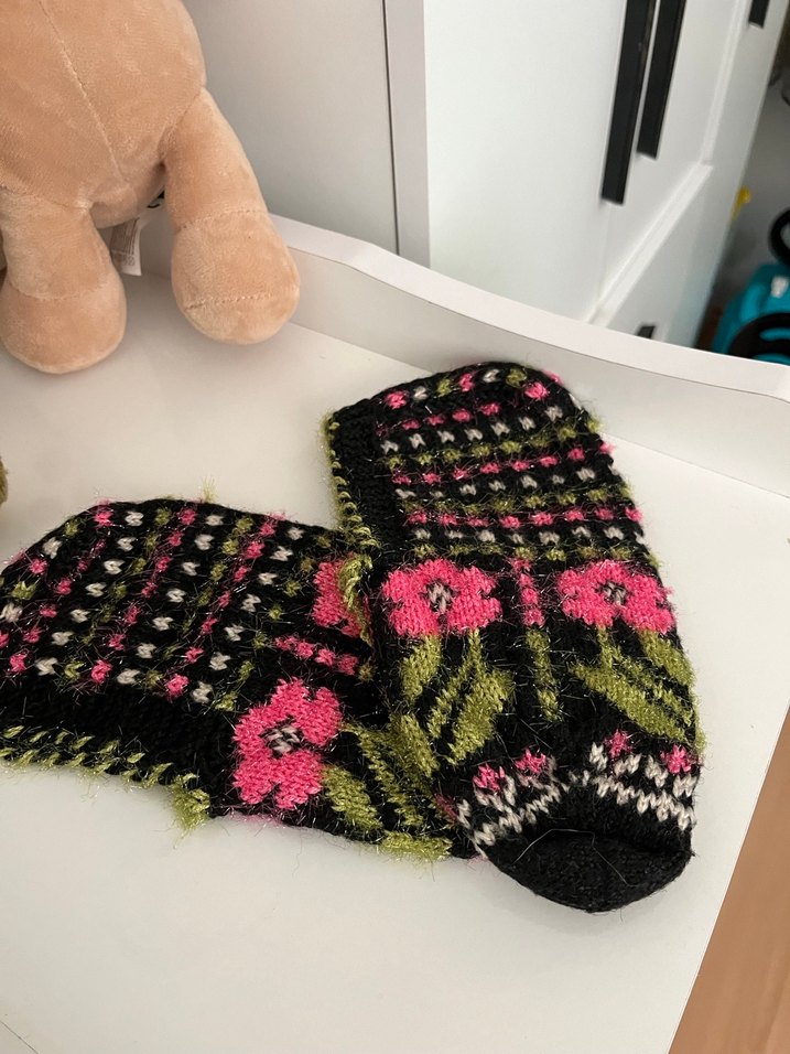 Nakışlı Çok Renkli örgü patik - Görsel 3