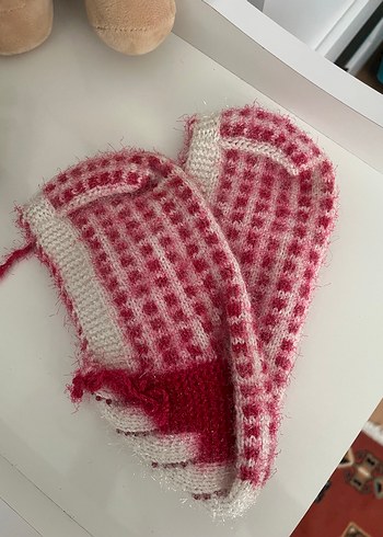 Nakışlı Kırmızı örgü patik - Görsel 3