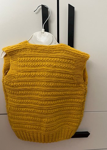 Kız Çocuk Sarı Örgü Süveter V Yaka - Görsel 3