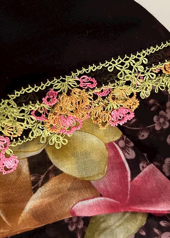 Dantel Detaylı Çok Renkli Kadın Eşarp - Görsel 3