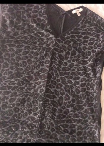 l Beden siyah Renk Siyah Leopar Desenli V Yaka Denim Bluz