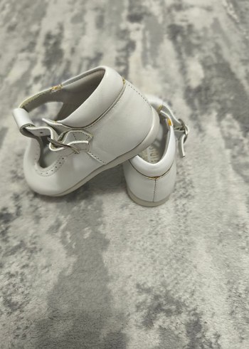 Klasik Beyaz Kız Bebek İlk Adım Ayakkabısı - Görsel 3