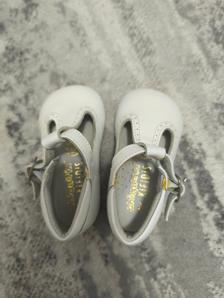 Klasik Beyaz Kız Bebek İlk Adım Ayakkabısı - Görsel 2