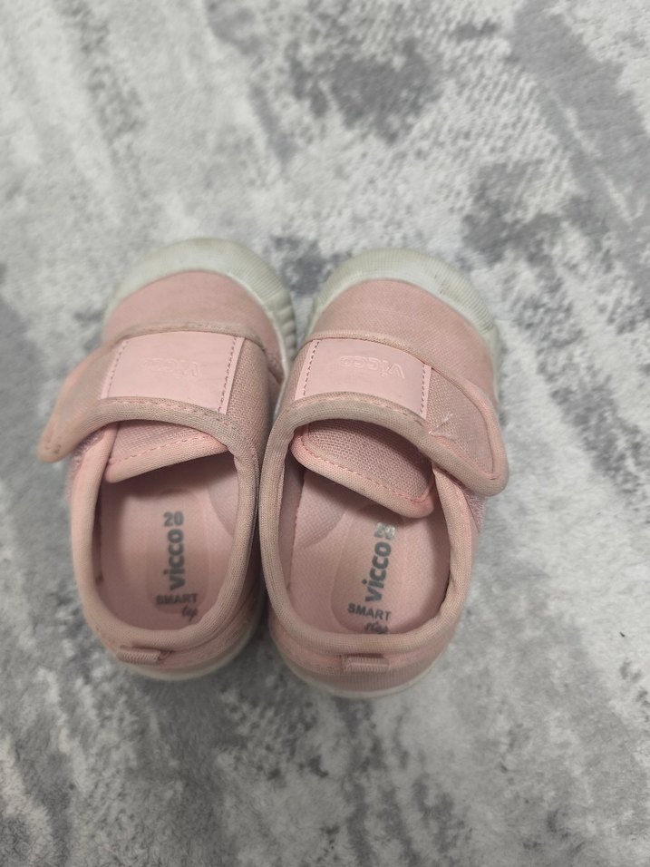 Kız Çocuk Pembe Cırt Cırtlı Spor Ayakkabı - Görsel 3