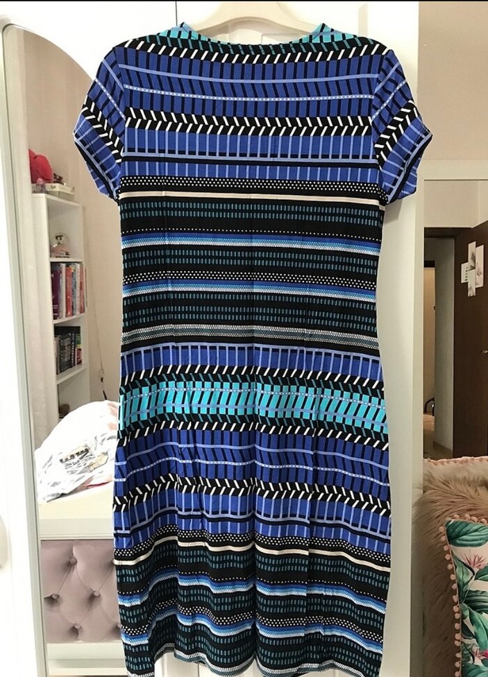 V Yaka Mavi Midi Pilili Elbise - Görsel 4