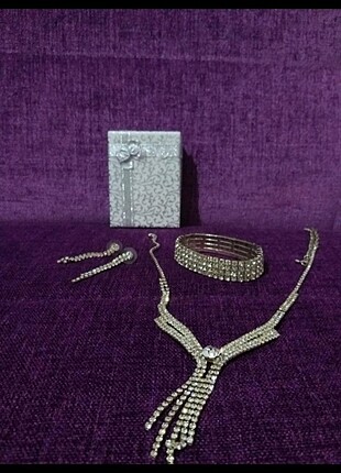 swarovski Takı seti ????