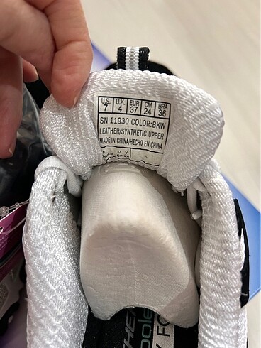 39 Beden siyah Renk Skechers biggest fan