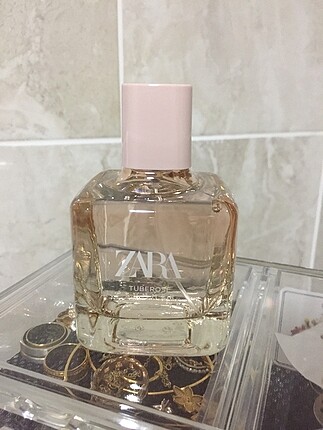 Zara tuberose summer