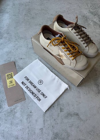 Golden Goose Truestar