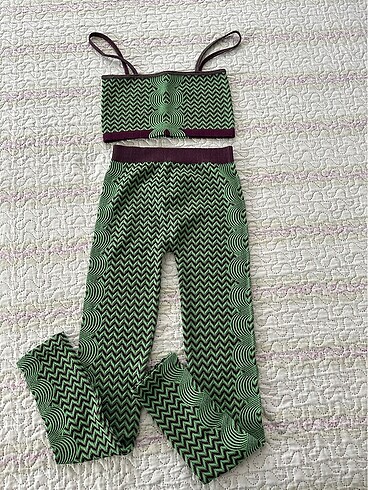 Zara Zara tayt crop takım