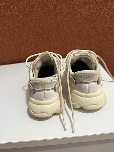 28 Beden Adidas spor ayakkabı