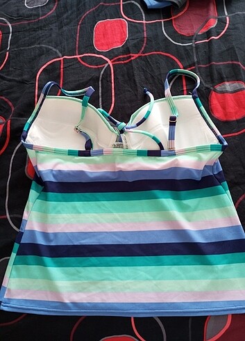 34 Beden çeşitli Renk Bikini üstü