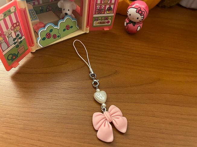 Shein kurdele phone charm