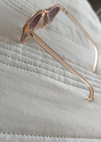 Şeffaf Bej Vintage Kadın Güneş Gözlüğü - Görsel 4