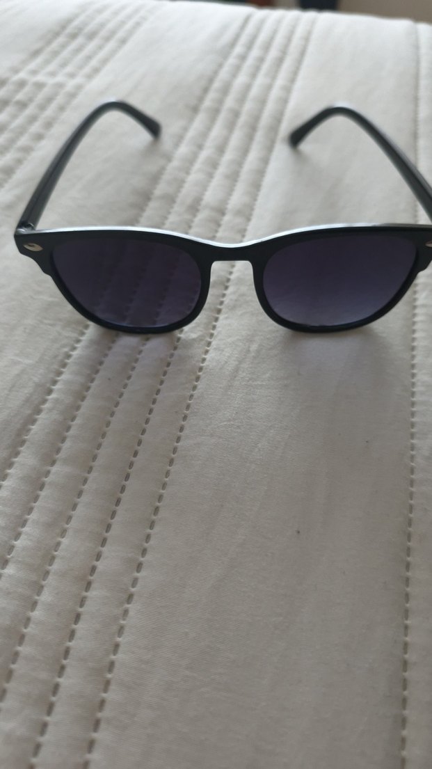 Klasik Siyah Şeffaf Kadın Güneş Gözlüğü - Görsel 3