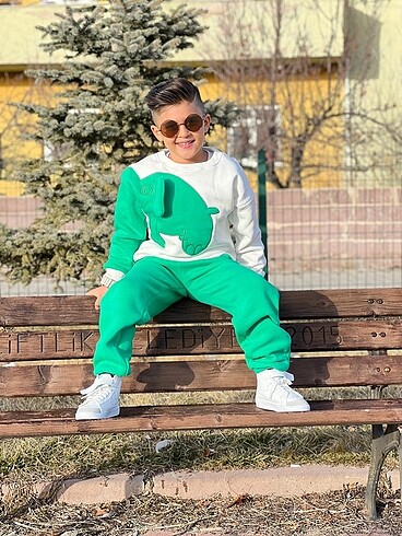 8 Yaş Beden yeşil Renk Erkek çocuk eşofman takımı