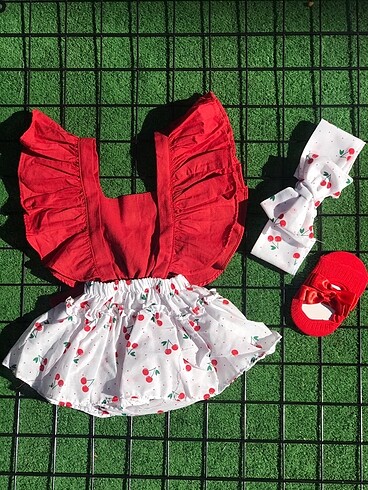Kız çocuk tulum bandana ve çorap