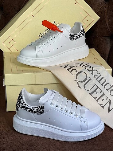 Alexander McQueen Alexander Mcqueen ????????