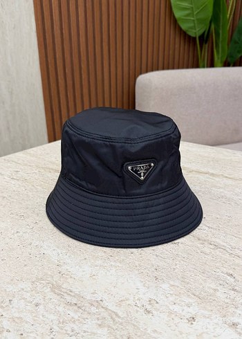 Prada Siyah Sapka