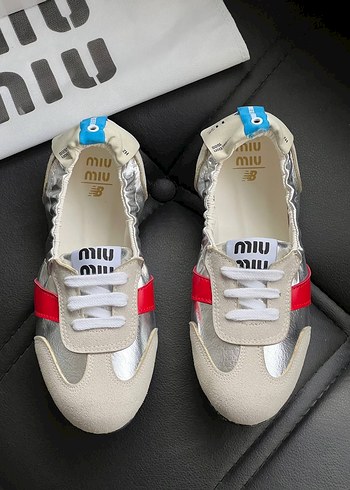 Miu Miu Krem Kirmizi Sik Sneaker