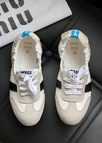 Miu Miu X New Balance Krem Sneaker