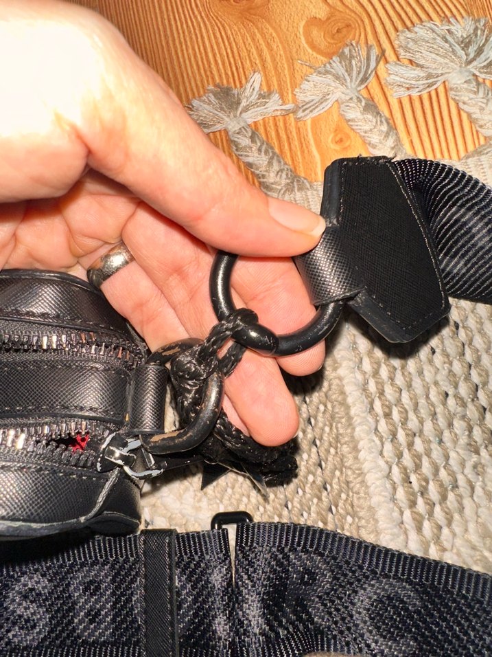 Siyah Deri Kadın Çapraz Çanta - Görsel 4