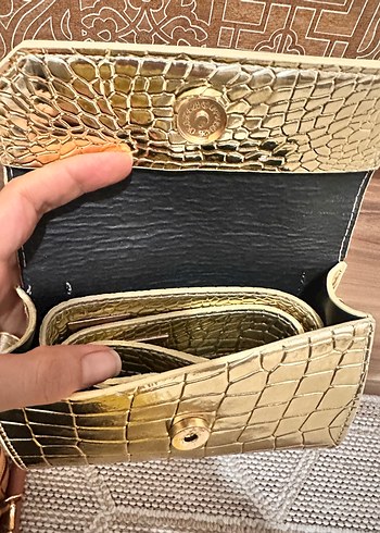 Altın Rengi Deri Yılan Desenli Kadın Çanta - Görsel 2