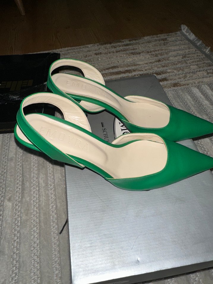 Yeşil Tokalı Stiletto Topuklu Kadın Ayakkabı - Görsel 2