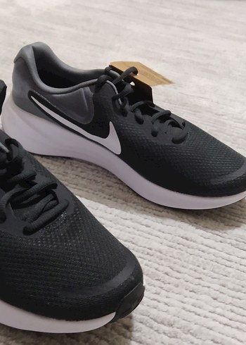 Nike Revolution 7 Gri Erkek Spor ayakkabı 43 numara - Görsel 2