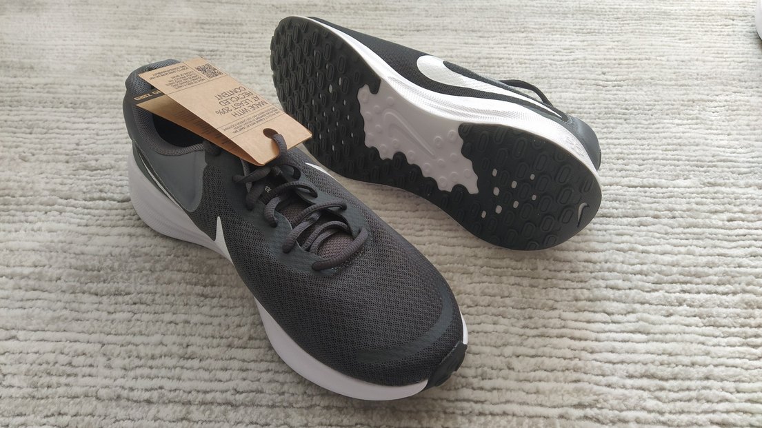 Nike Revolution 7 Gri Erkek Spor ayakkabı 43 numara - Görsel 5